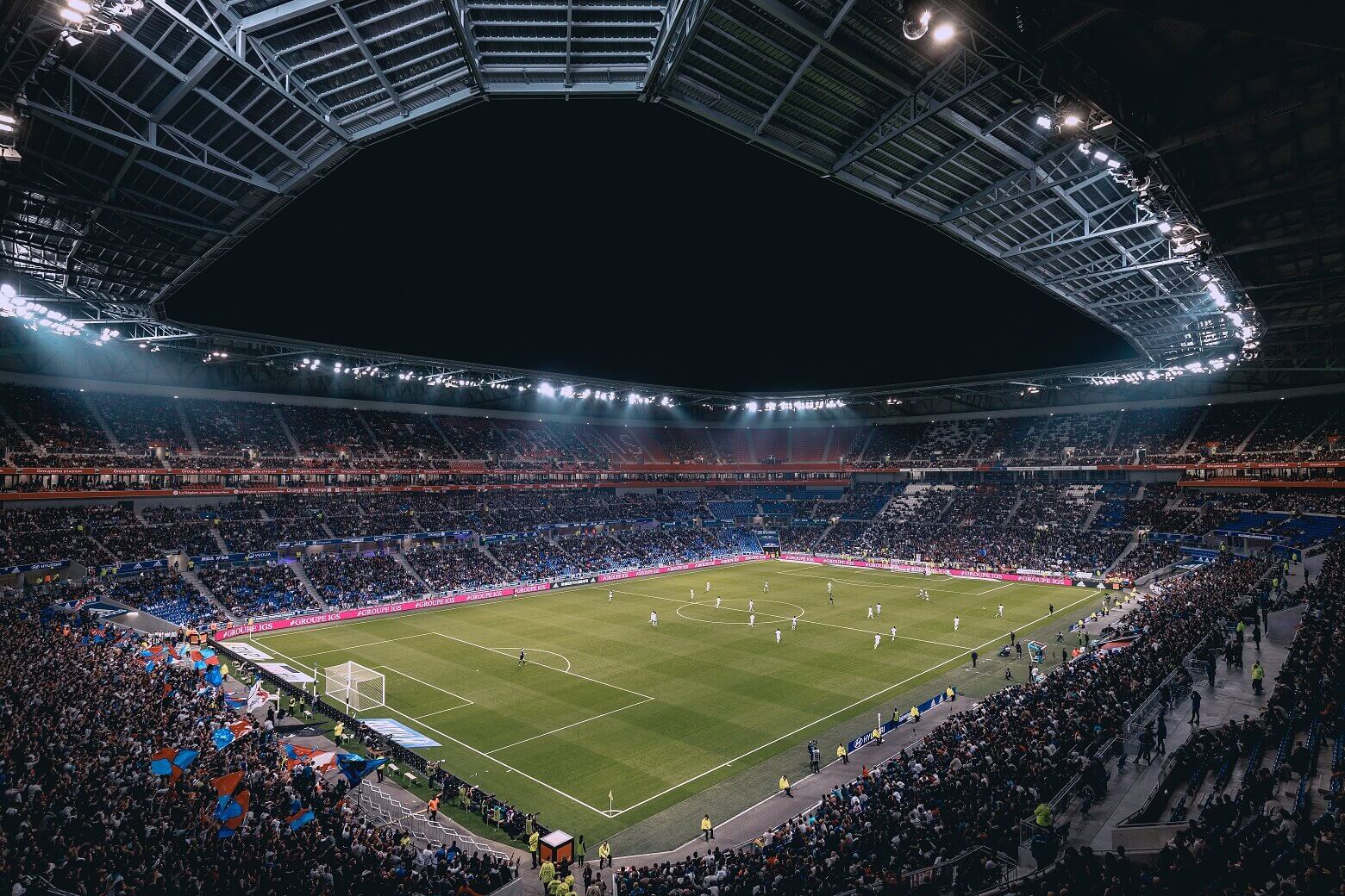 Fotbalový stadion