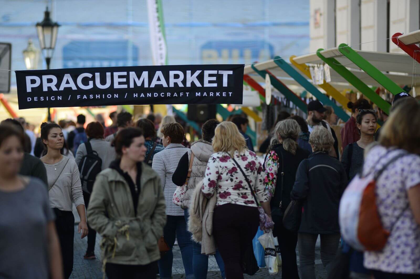 Flexinit na trzích Praguemarket