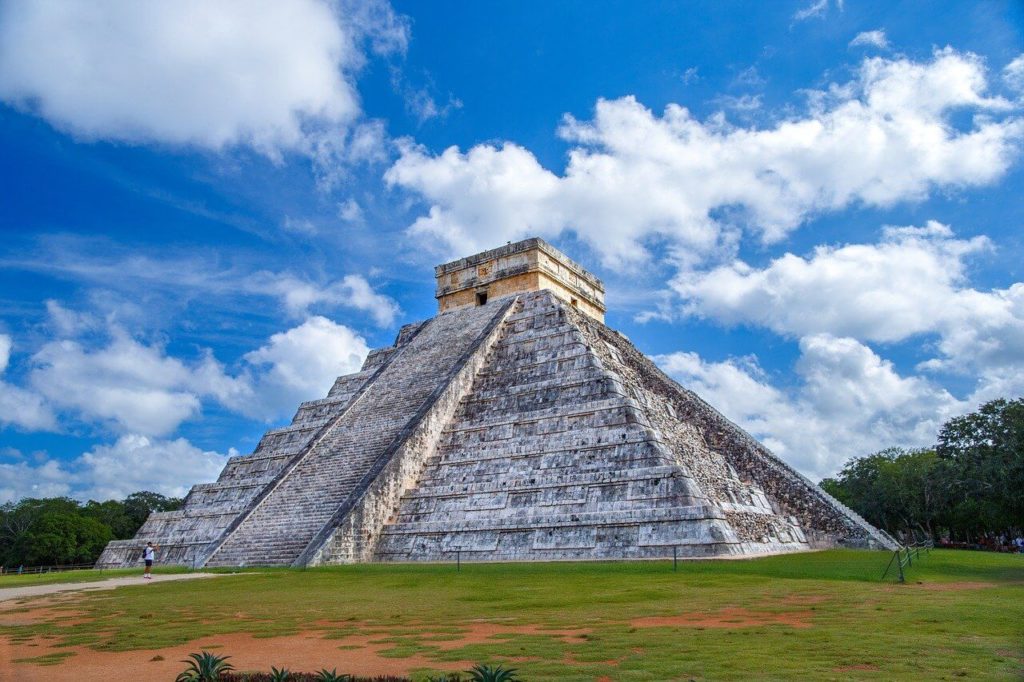 Chichén Itzá je zřícenina starověkého mayského města